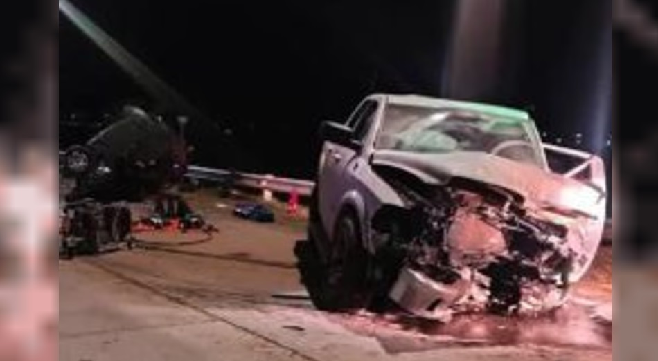 Provocó un choque, murieron cuatro personas