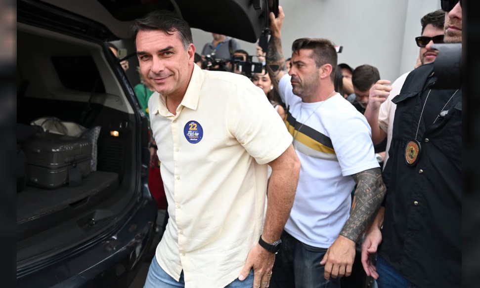 FLÁVIO BOLSONARO