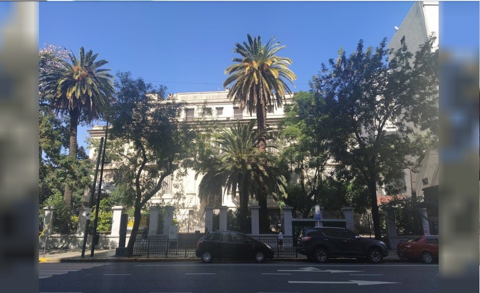 ESCUELA ESTANISLAO SEVERO ZEBALLOS
